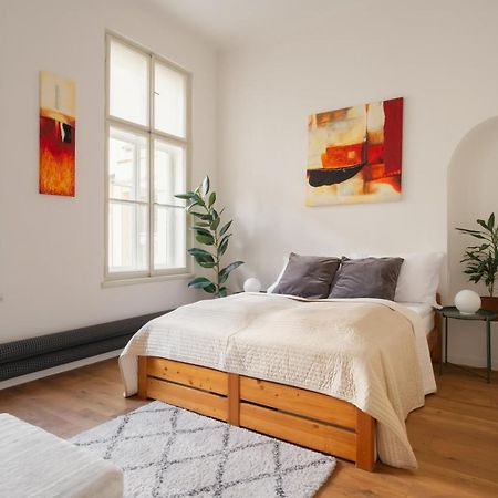 Prague Days - Spacious Designer Studios In City Center - Powder Tower 외부 사진